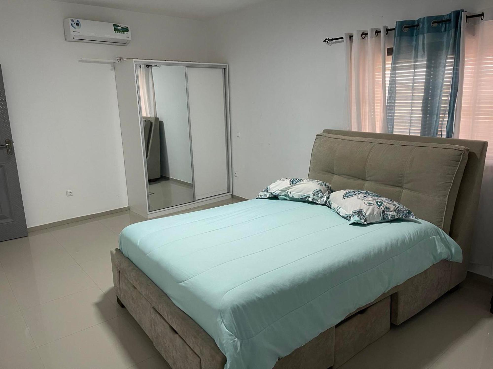 Pinto's Apartment *
